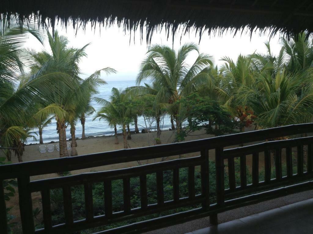 Islandia Beach Resort Siquijor Exterior photo
